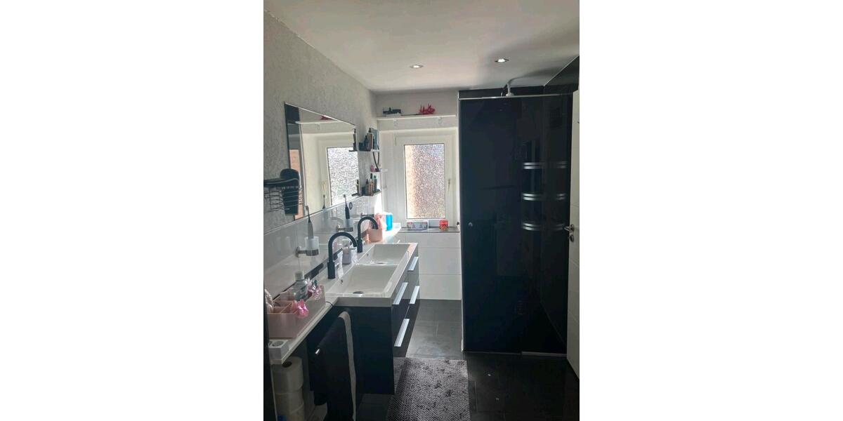 Einfamilienhaus Nettetal - 8 Zimmer, 200 m&sup2;, 449.000&euro; | Angebot:27285252