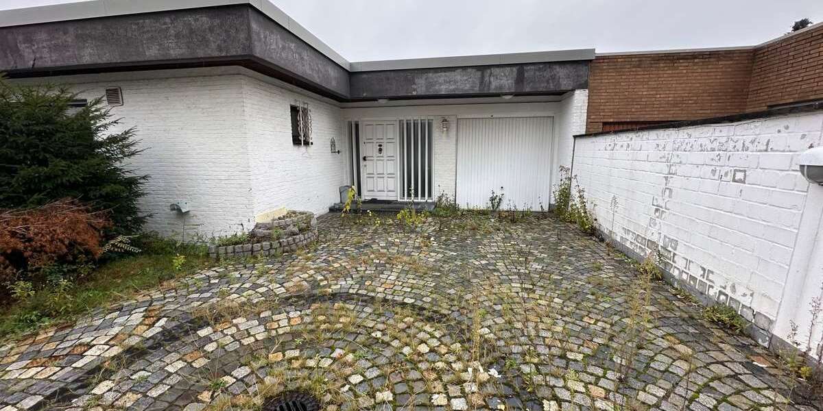 Einfamilienhaus Kaarst - 5 Zimmer, 280 m&sup2;, 630.000&euro; | Angebot:27356547