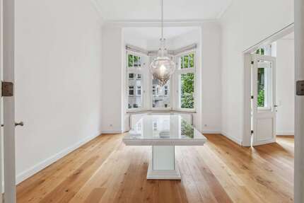 Haus Düsseldorf - Düsseltal Düsseltal - 11 Zimmer, 427 m&sup2;, 2.800.000&euro; | Angebot:21217234