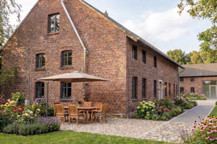 Haus Tönisvorst - 10 Zimmer, 400 m&sup2;, 670.000&euro; | Angebot:26750896